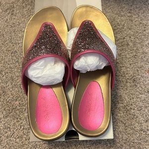 Vintage women’s Soft Style sandals. Size 10. Used in great condition.